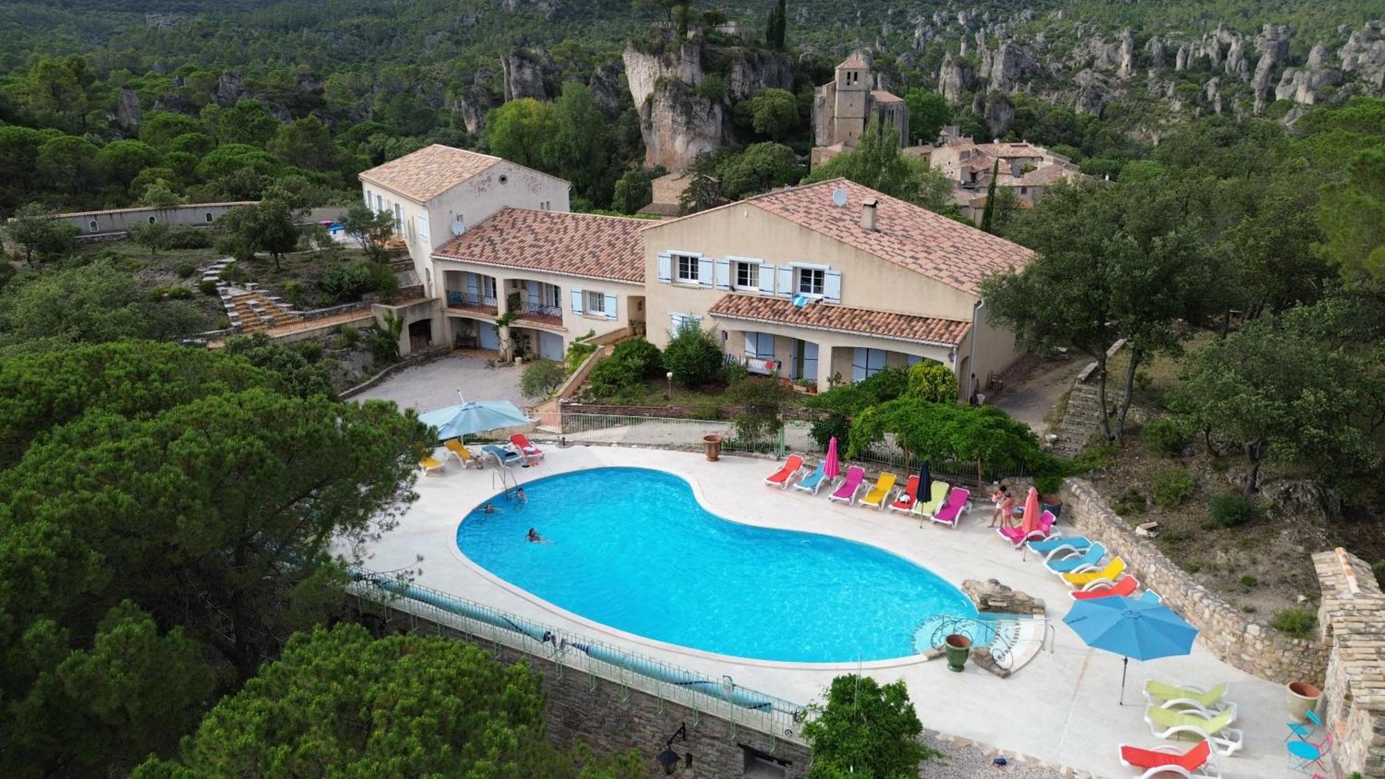 Hotel Les Hauts De Mourèze Exteriör bild